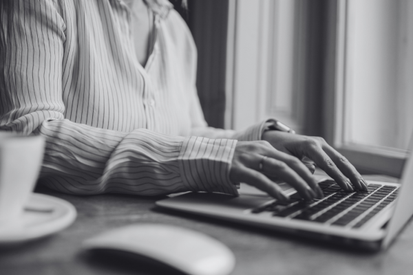 Award-winning business broker Adelaide – Nikki Katz